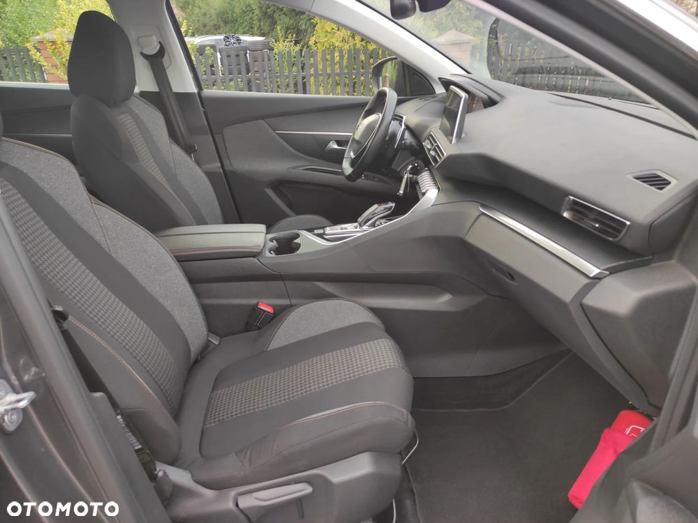 Peugeot 5008 1.2 PureTech Active S&S EAT8 - 14