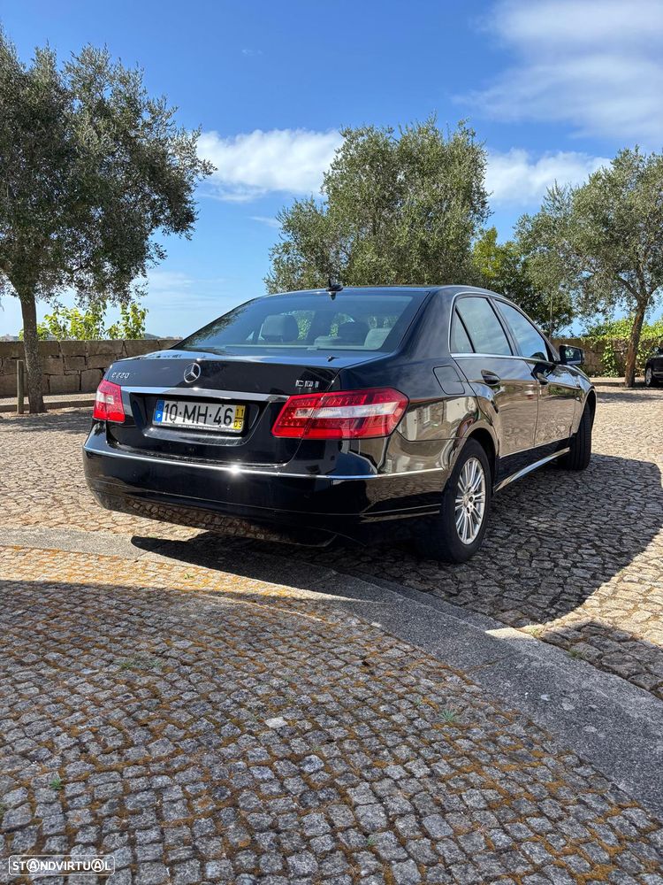 Mercedes-Benz E 220 CDI Elegance BE 129g Auto. - 4