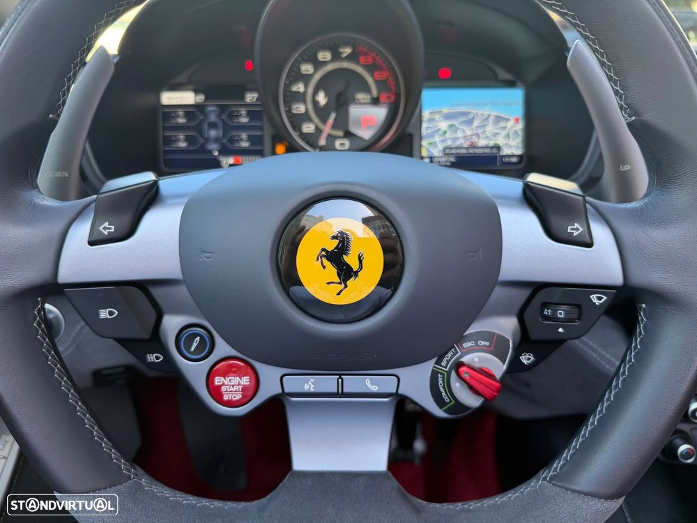 Ferrari Portofino 3.9 Twin-Turbo V8 - 14