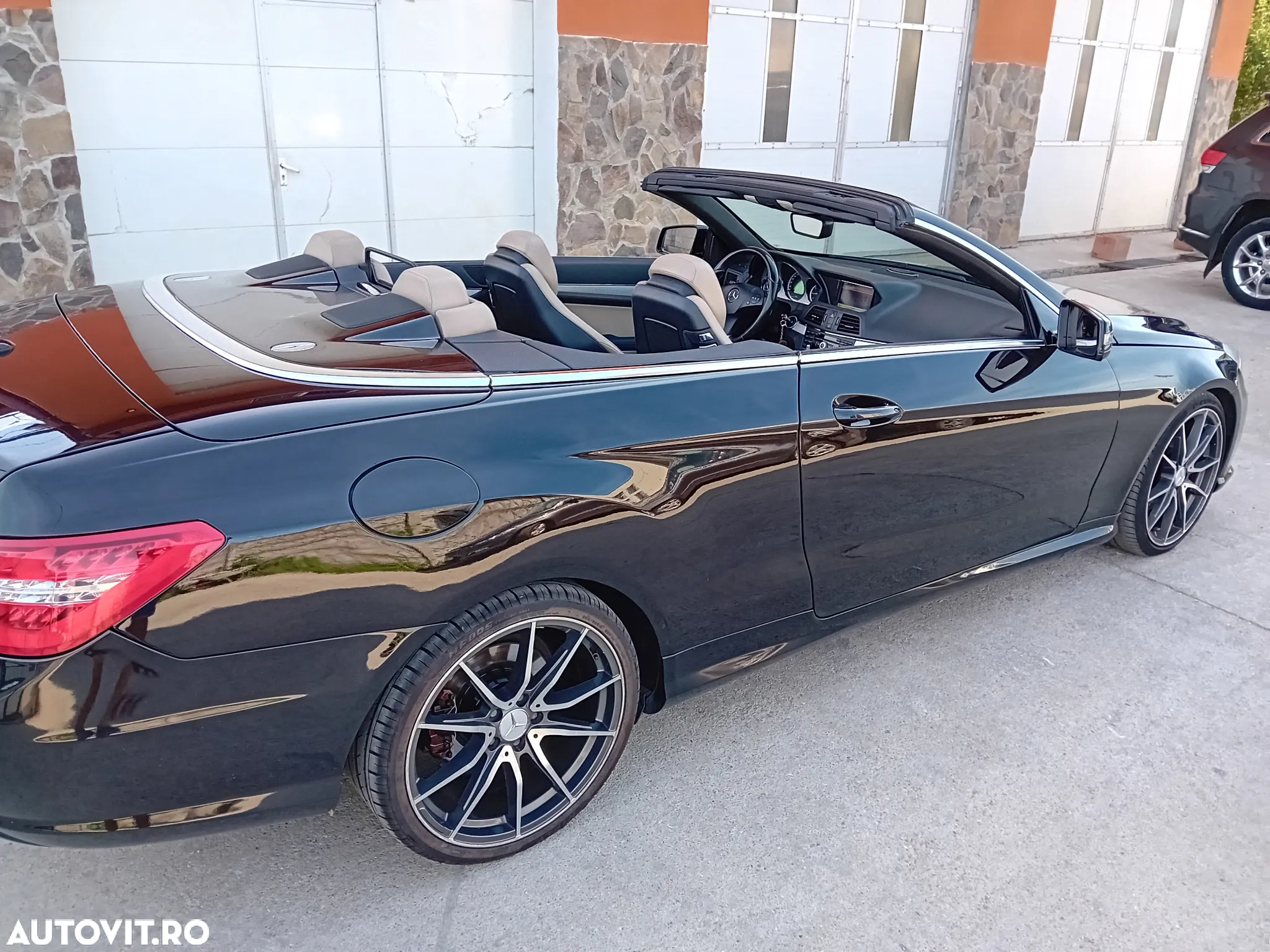 Mercedes-Benz E 220 (BlueTEC) d Cabrio - 17