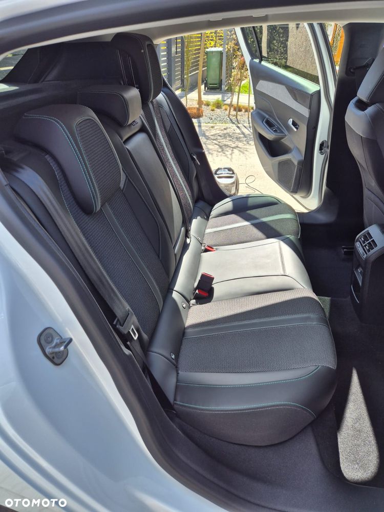 Peugeot 308 1.2 PureTech Allure Pack S&S EAT8 - 10