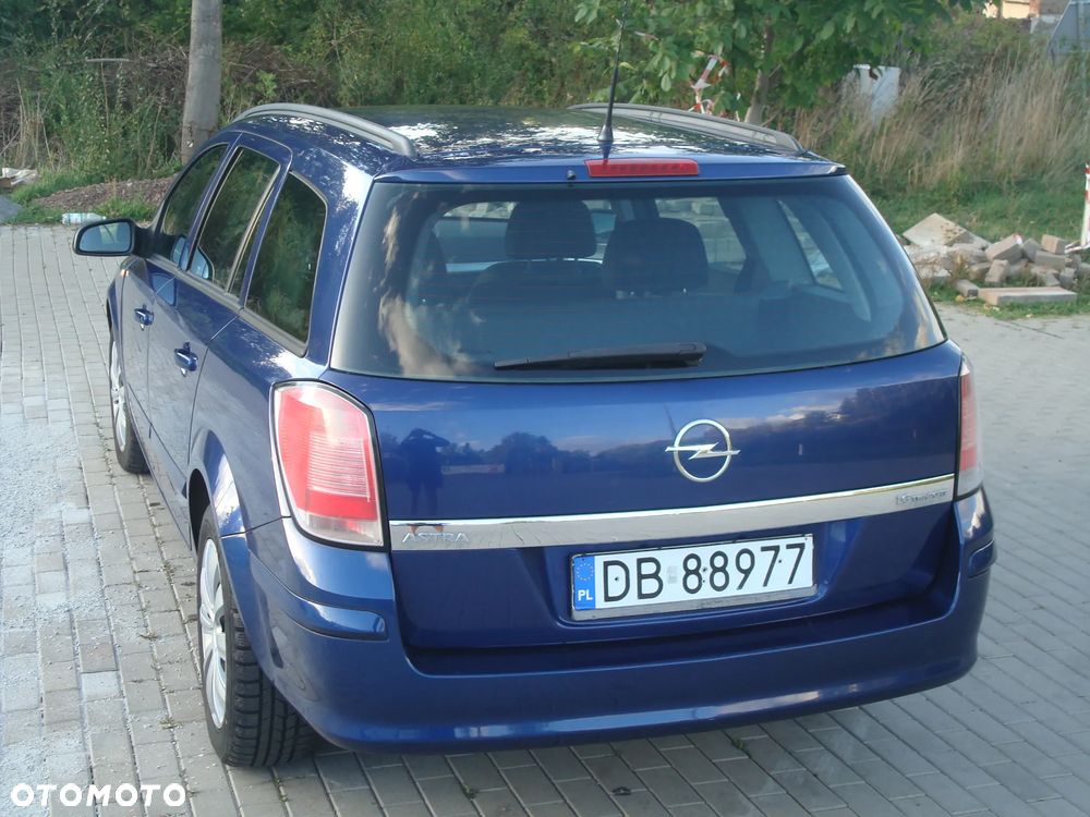 Opel Astra 1.6 - 9