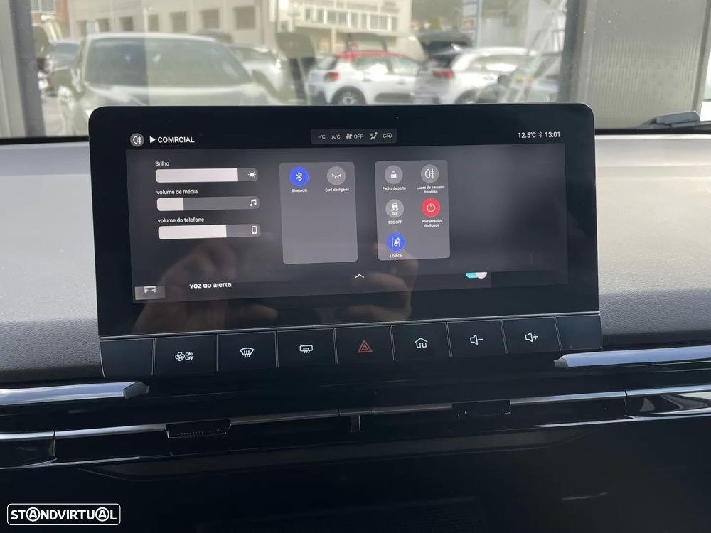 MG MG4 51 kWh Standard - 34