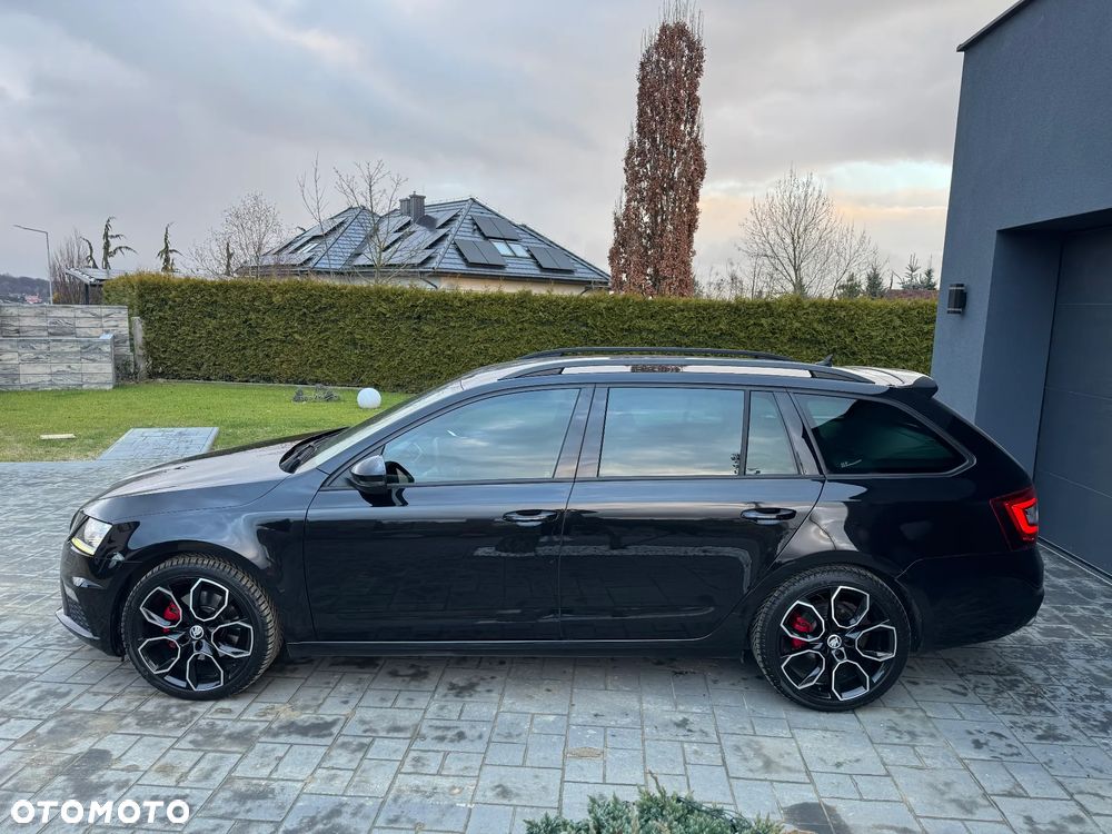 Skoda Octavia 2.0 TDI RS DSG - 8