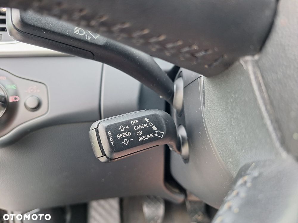 Audi A4 Avant 2.0 TDI DPF Ambition - 16