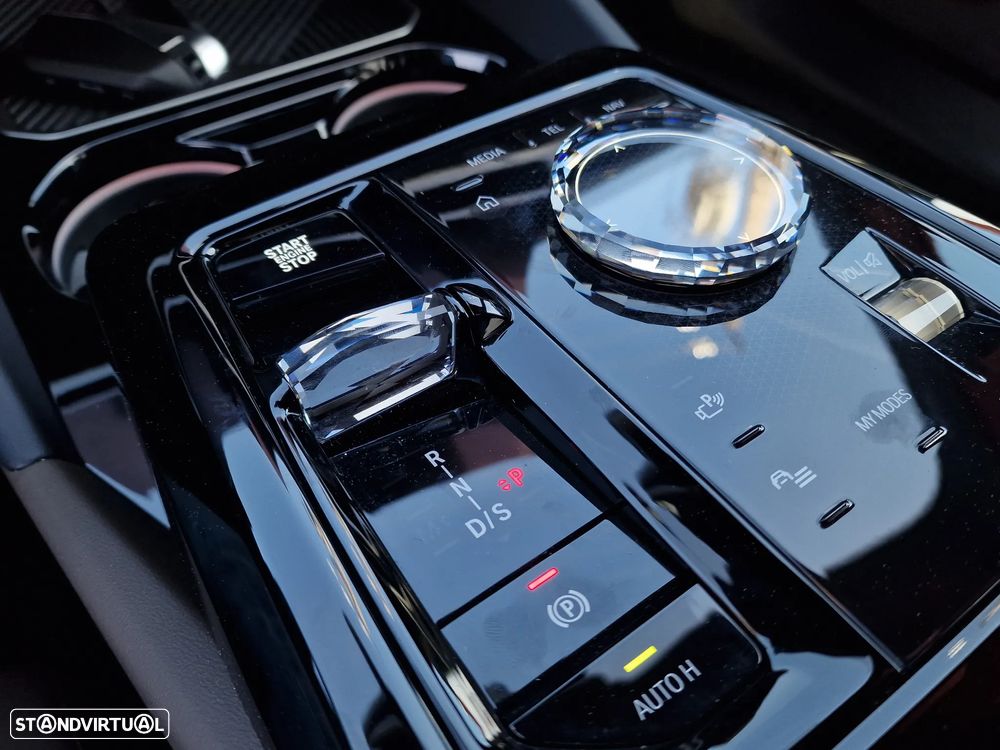 BMW 550 e xDrive Pack Desportivo M Pro - 33