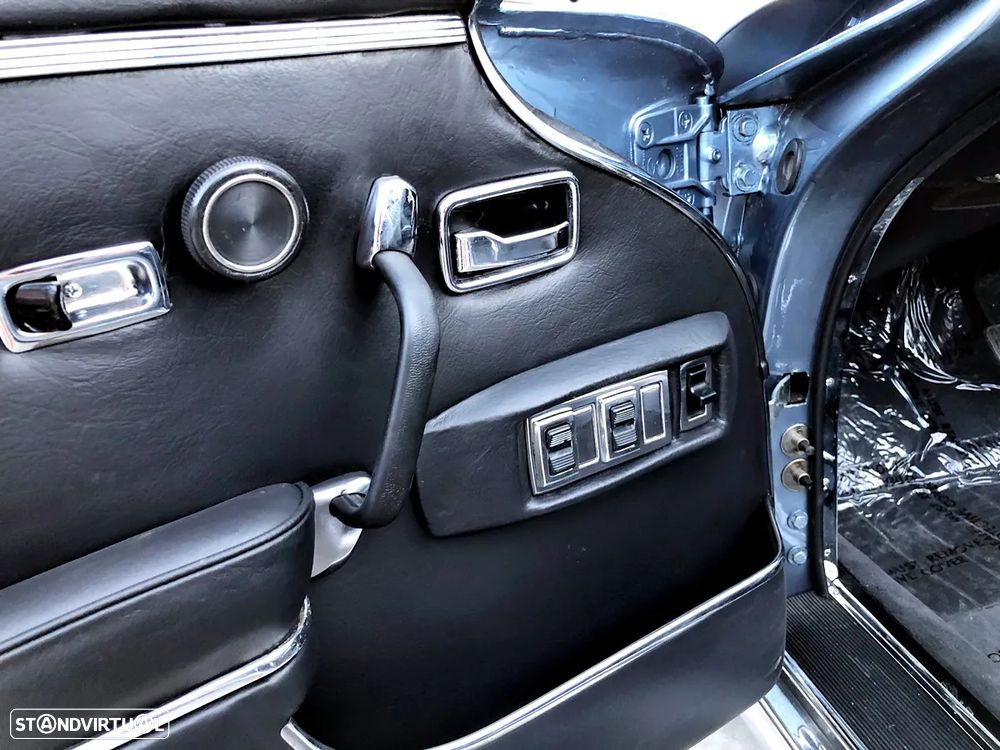 Mercedes-Benz 280 - 22