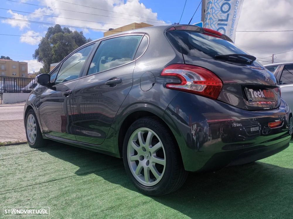 Peugeot 208 1.4 HDi Active - 7