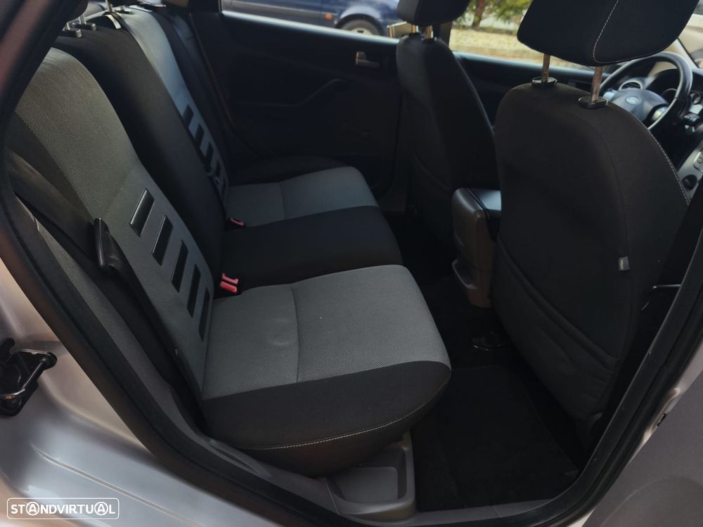 Ford Focus 1.6 TDCi Trend - 21
