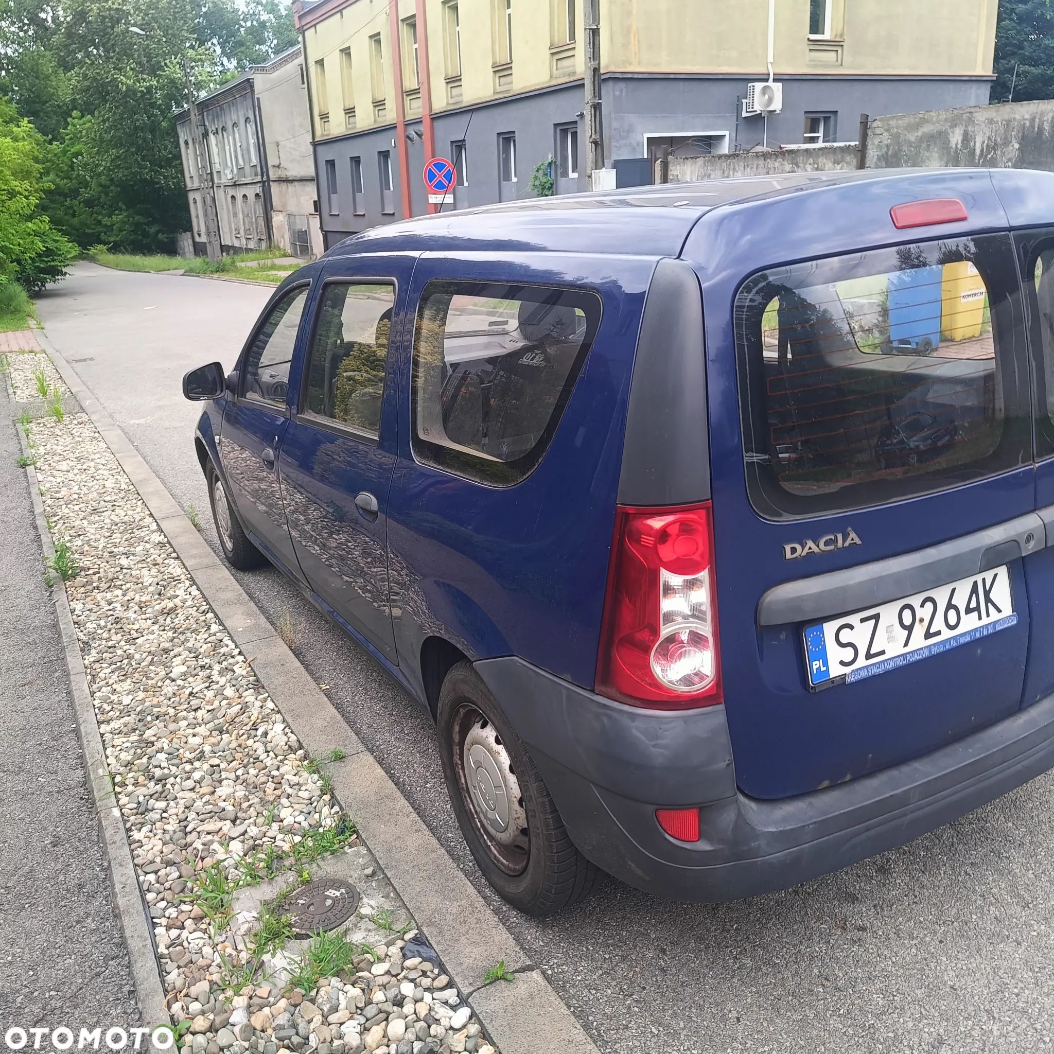 Dacia Logan - 1