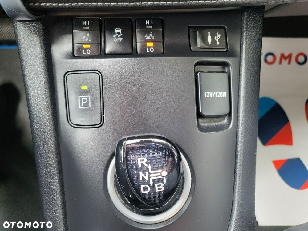 Toyota Auris - 29