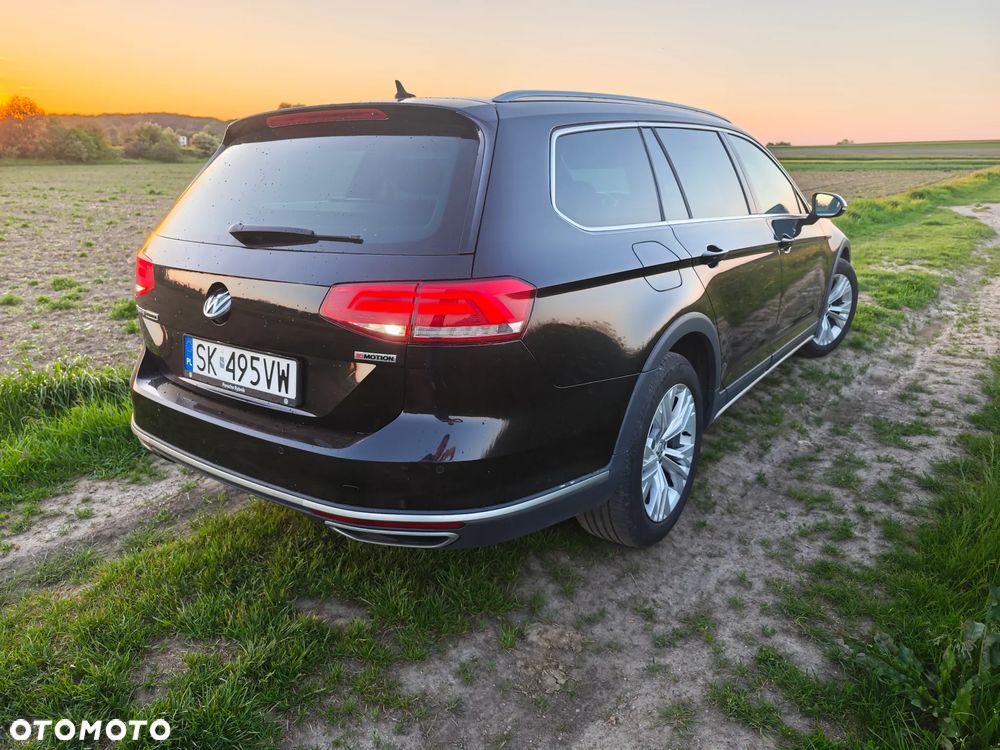 Volkswagen Passat 2.0 TDI BMT 4Mot Highline DSG - 17