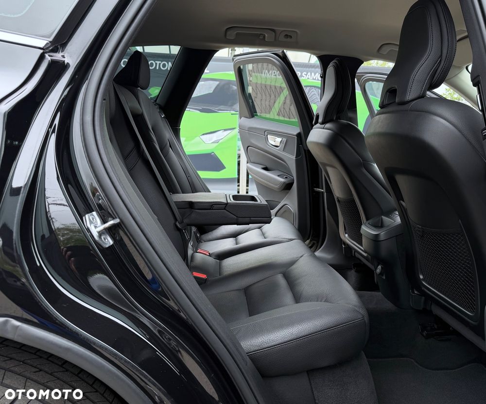 Volvo XC 60 B4 D Geartronic Inscription - 34