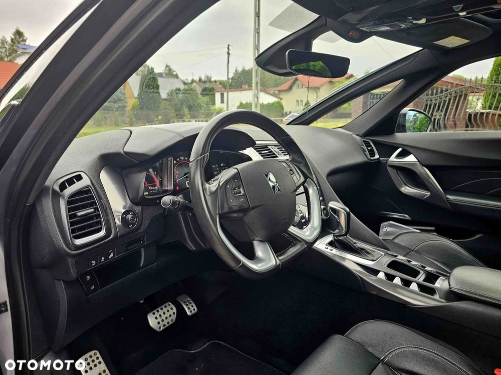 DS Automobiles DS 5 - 9