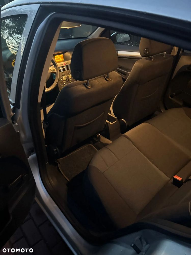 Opel Astra 1.4 Edition - 18