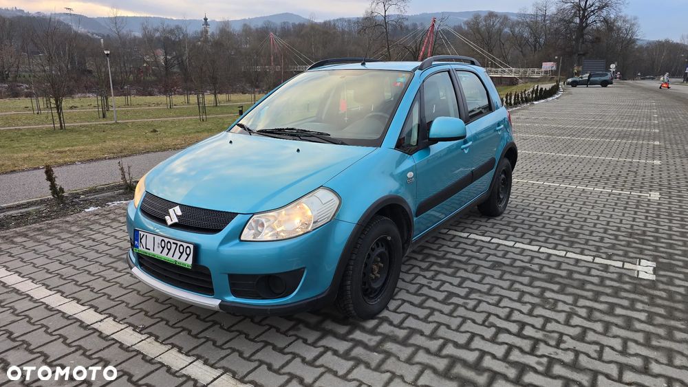 Suzuki SX4 1.9 DDiS DPF 4x4 Comfort - 12