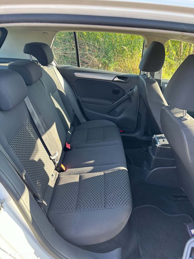 Volkswagen Golf 1.6 TDI DPF Trendline - 7
