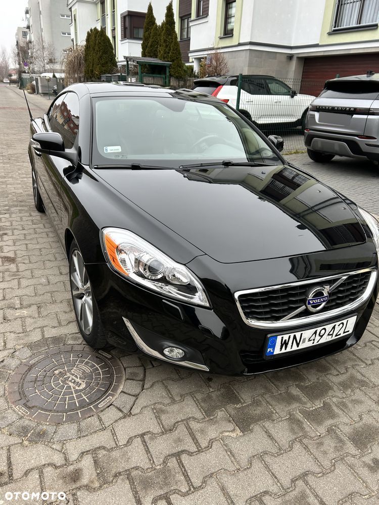 Volvo C70 T5 Momentum - 1