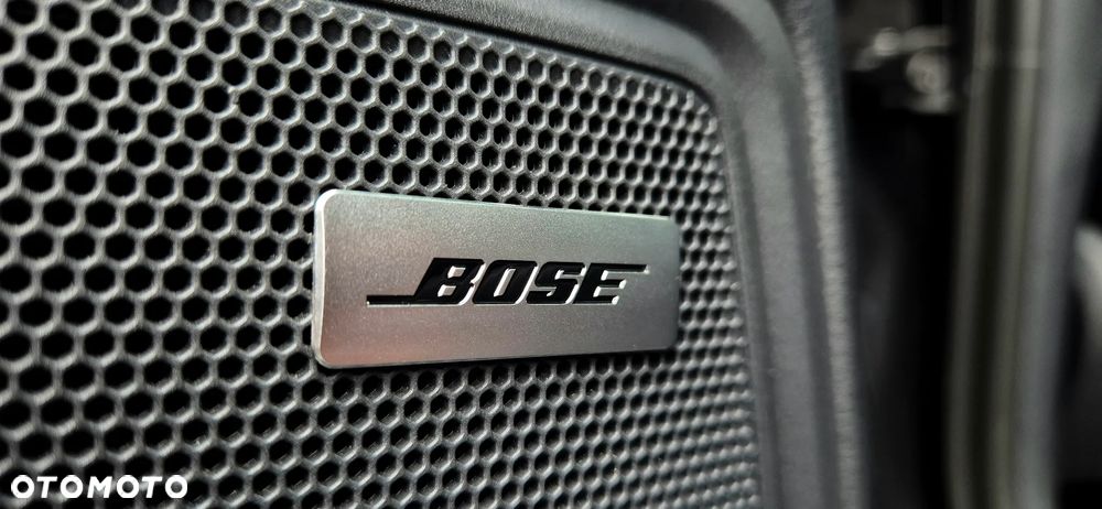 Porsche Macan T - 30