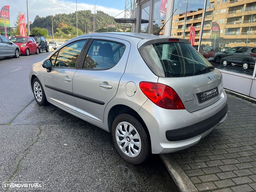 Peugeot 207 1.4 HDi Urban - 5