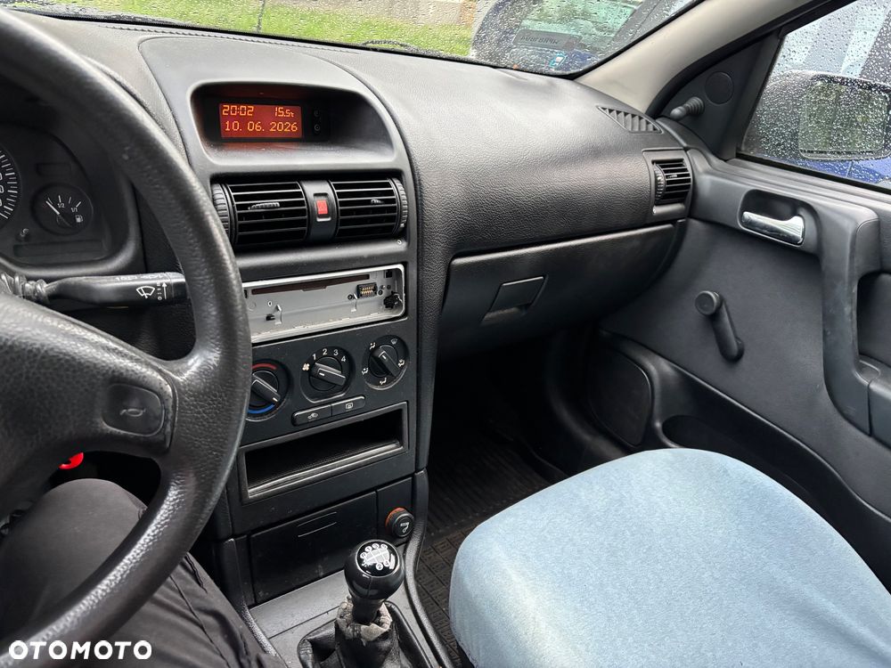 Opel Astra - 8