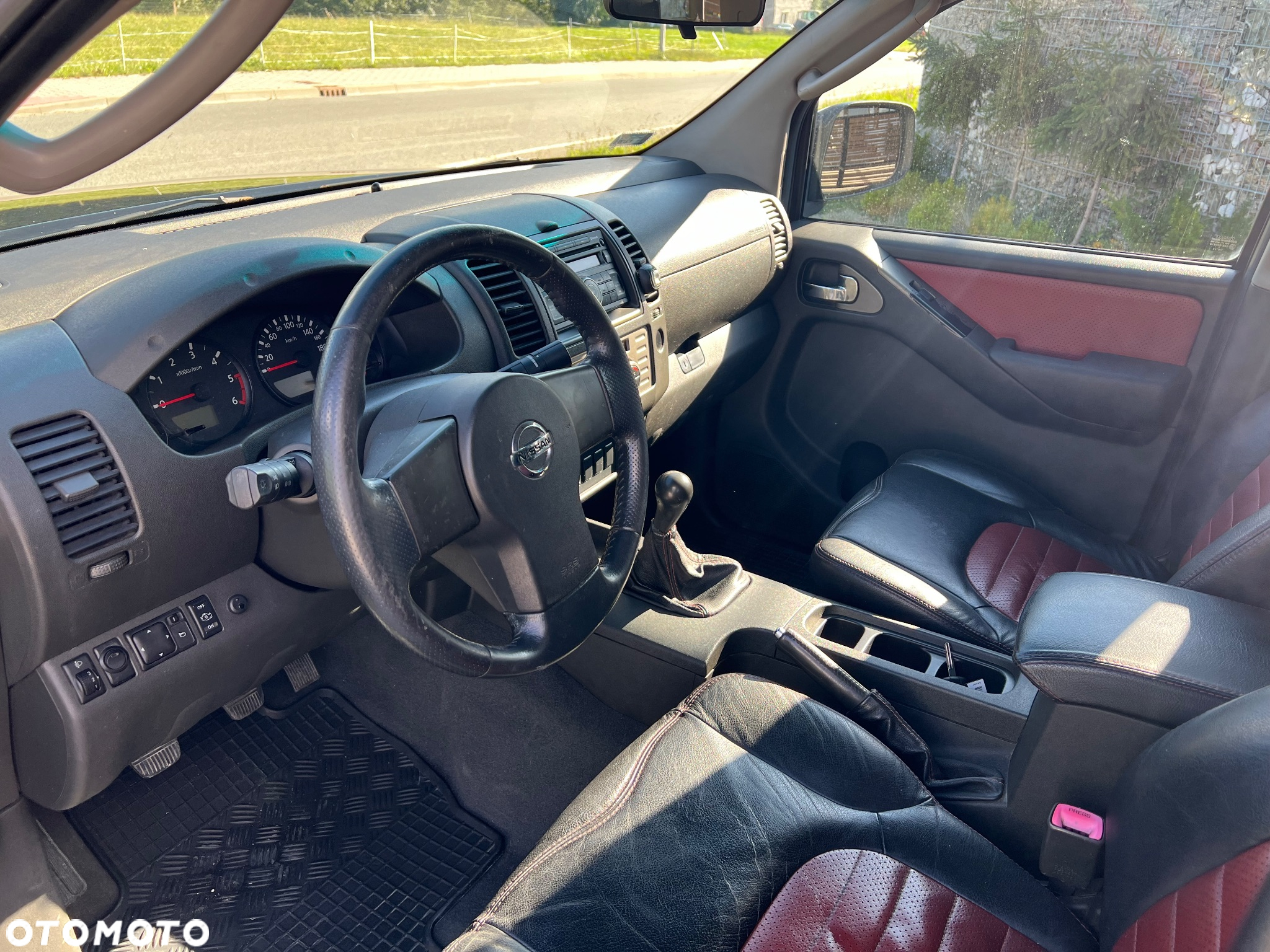 Nissan Navara 2.5 D R-Black - 9