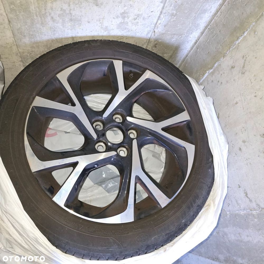 Toyota C-HR 2.0 Lounge - 32