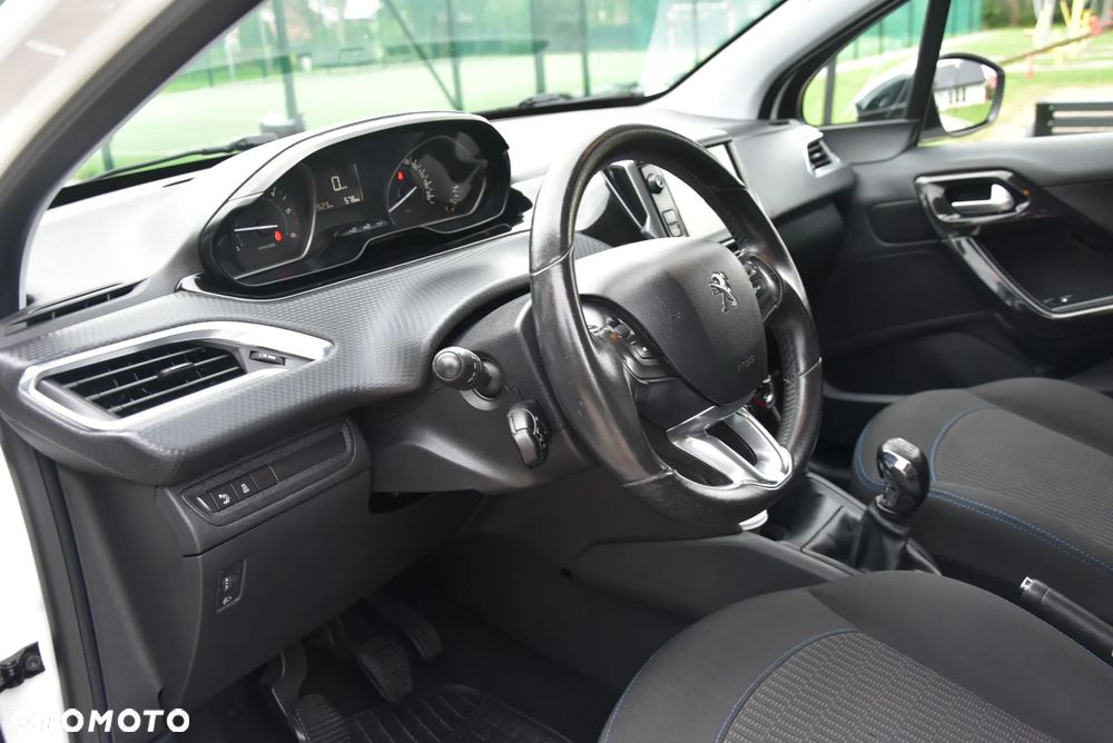 Peugeot 208 Blue-HDi 100 Stop&Start Active - 13