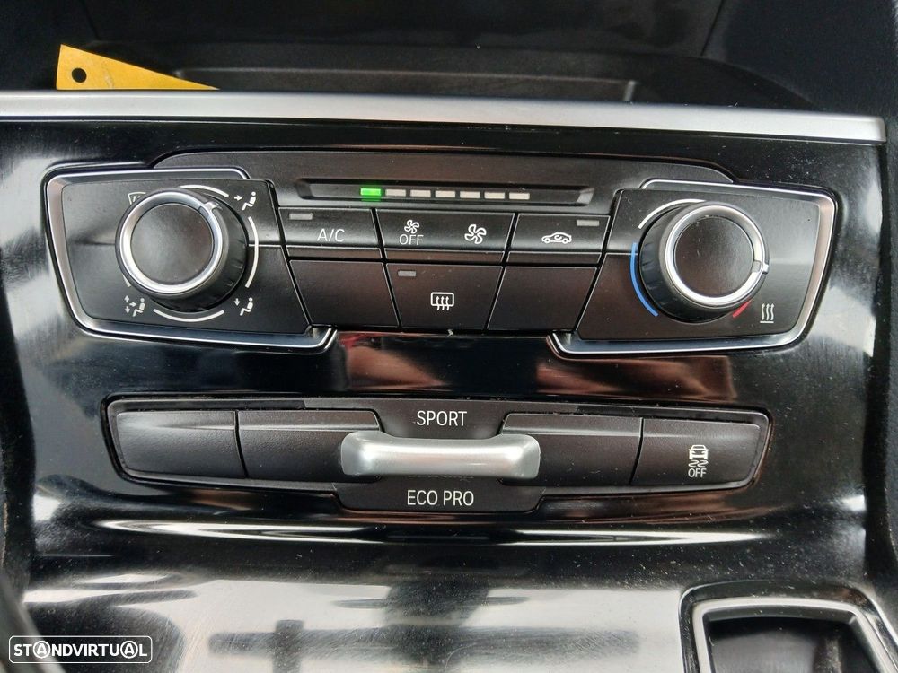 BMW 216 Active Tourer d - 29