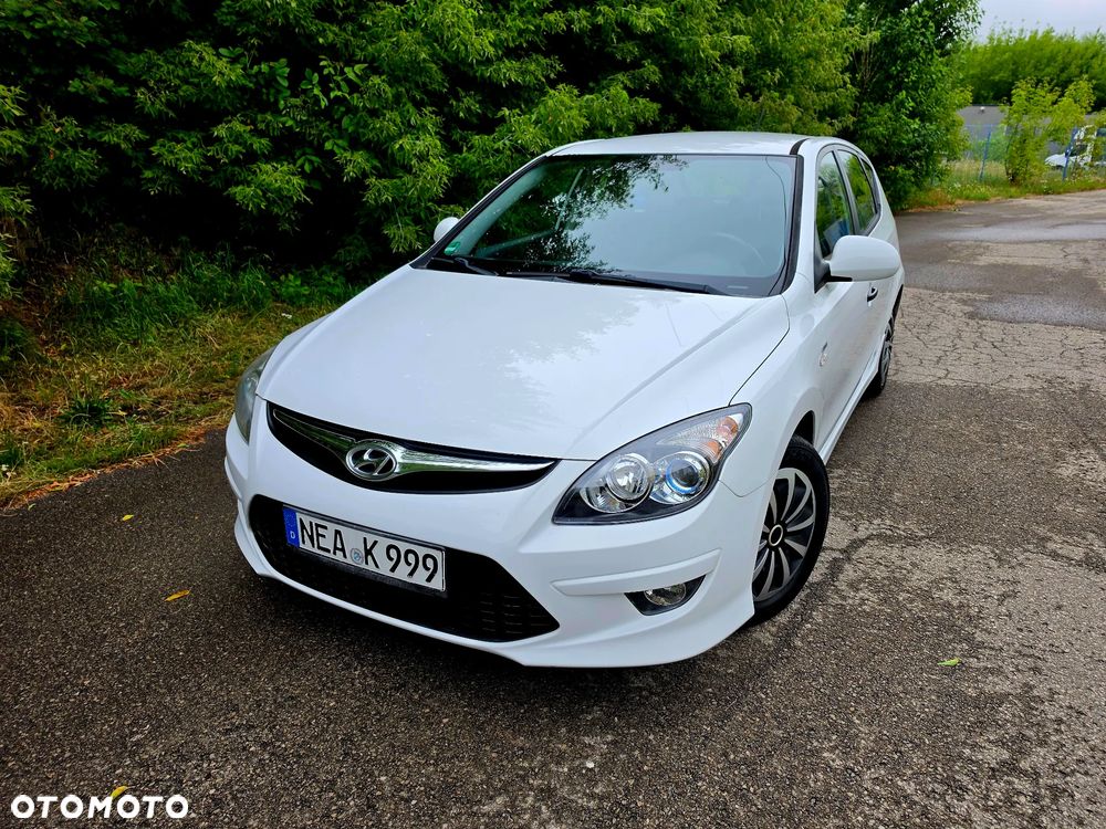Hyundai i30 1.4 FIFA WM Edition - 13