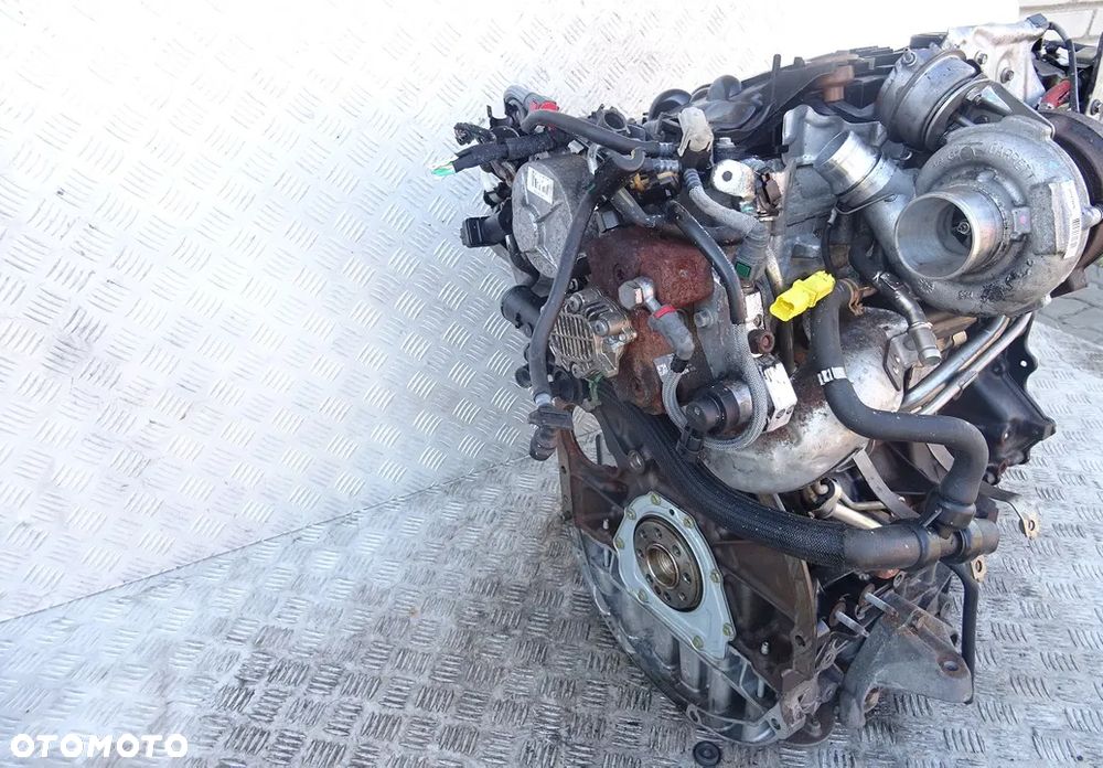 Silnik słupek M9R M9RBCD7 2.0 DCI - RENAULT LAGUNA III - 4