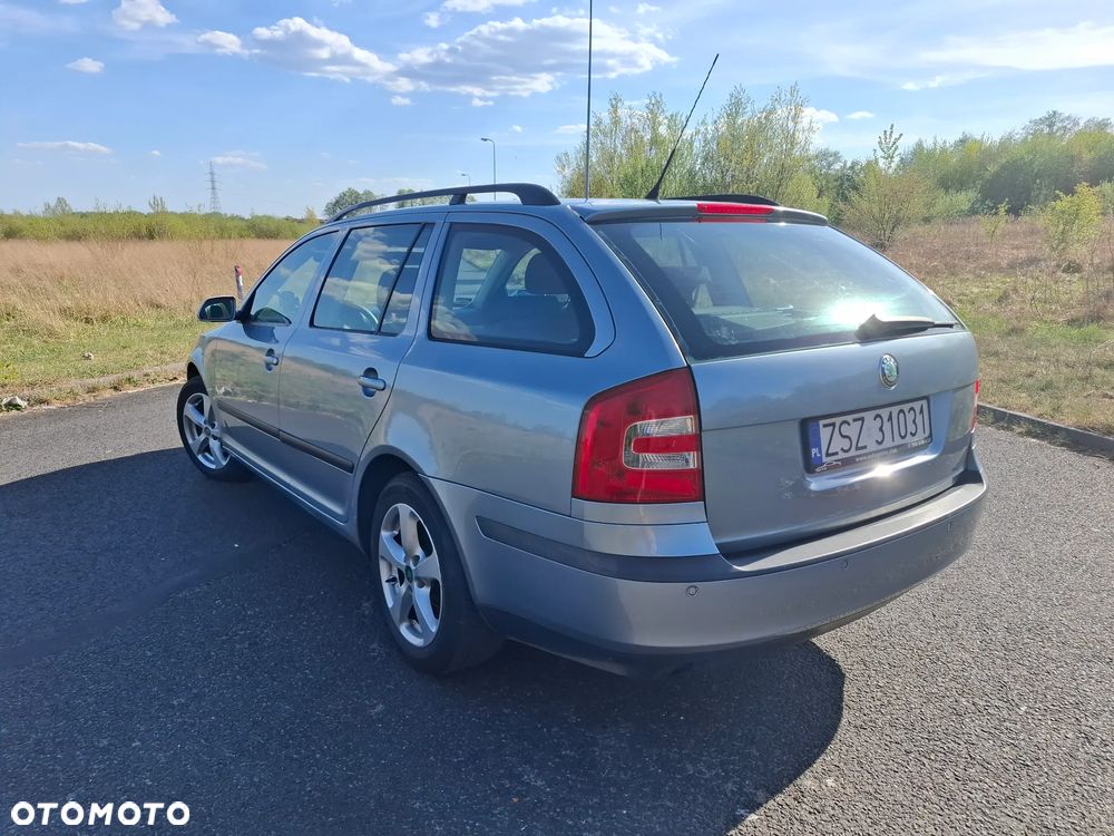 Skoda Octavia 1.6 Tour - 7