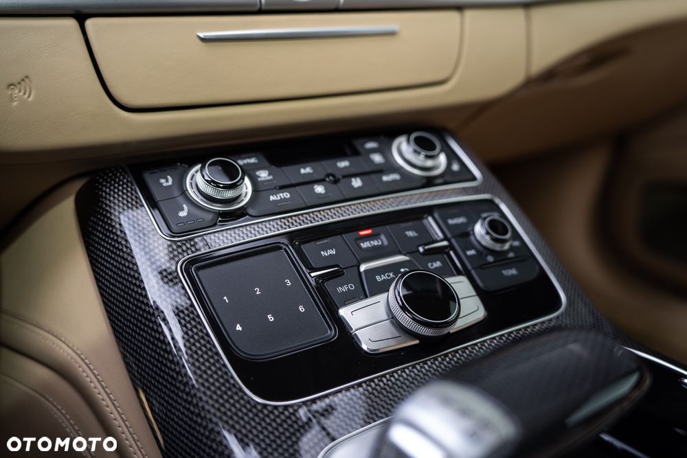 Audi S8 Standard - 18