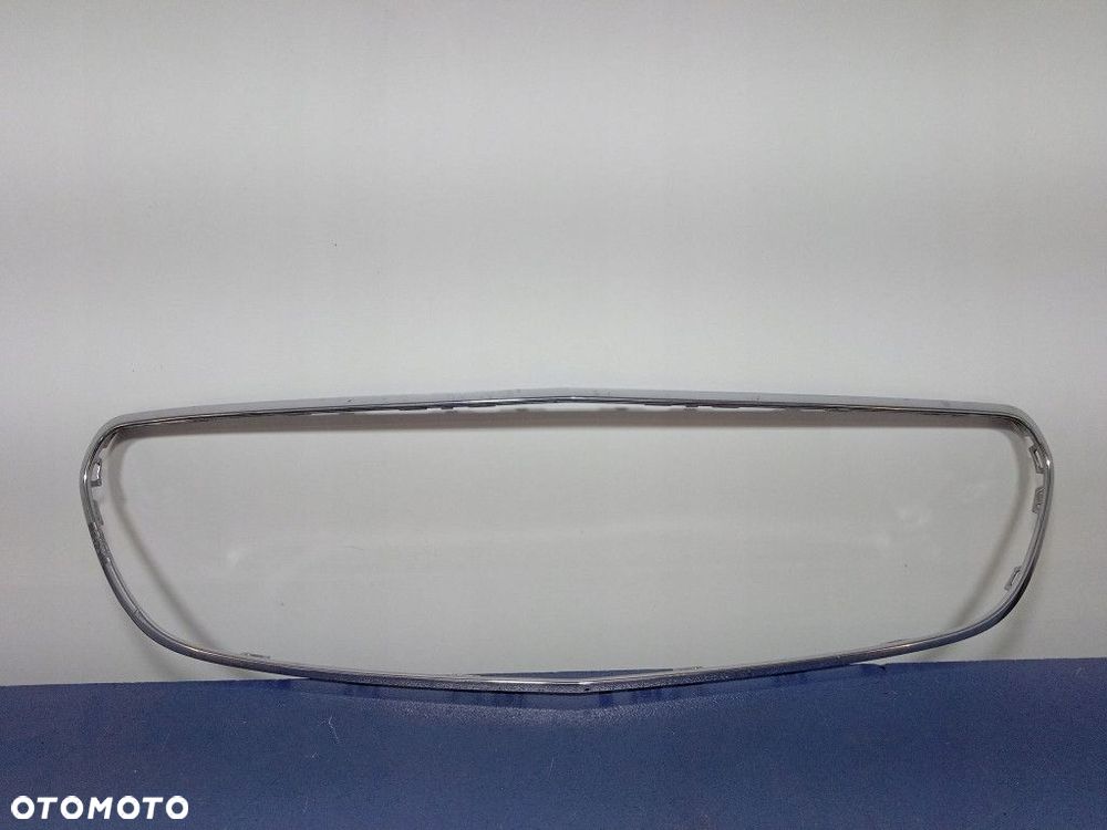 MERCEDES E KLASA W238 CHROM RAMKA GRILLA A2138850200 - 1