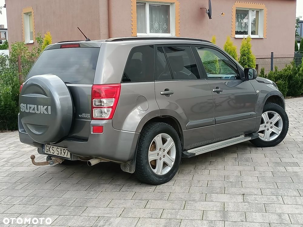 Suzuki Grand Vitara 2.0 De luxe - 3