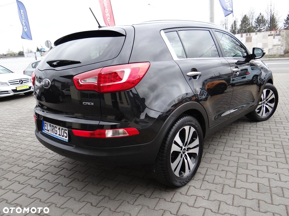 Kia Sportage 2.0 CRDI 4WD Automatik Dream-Team Edition - 3