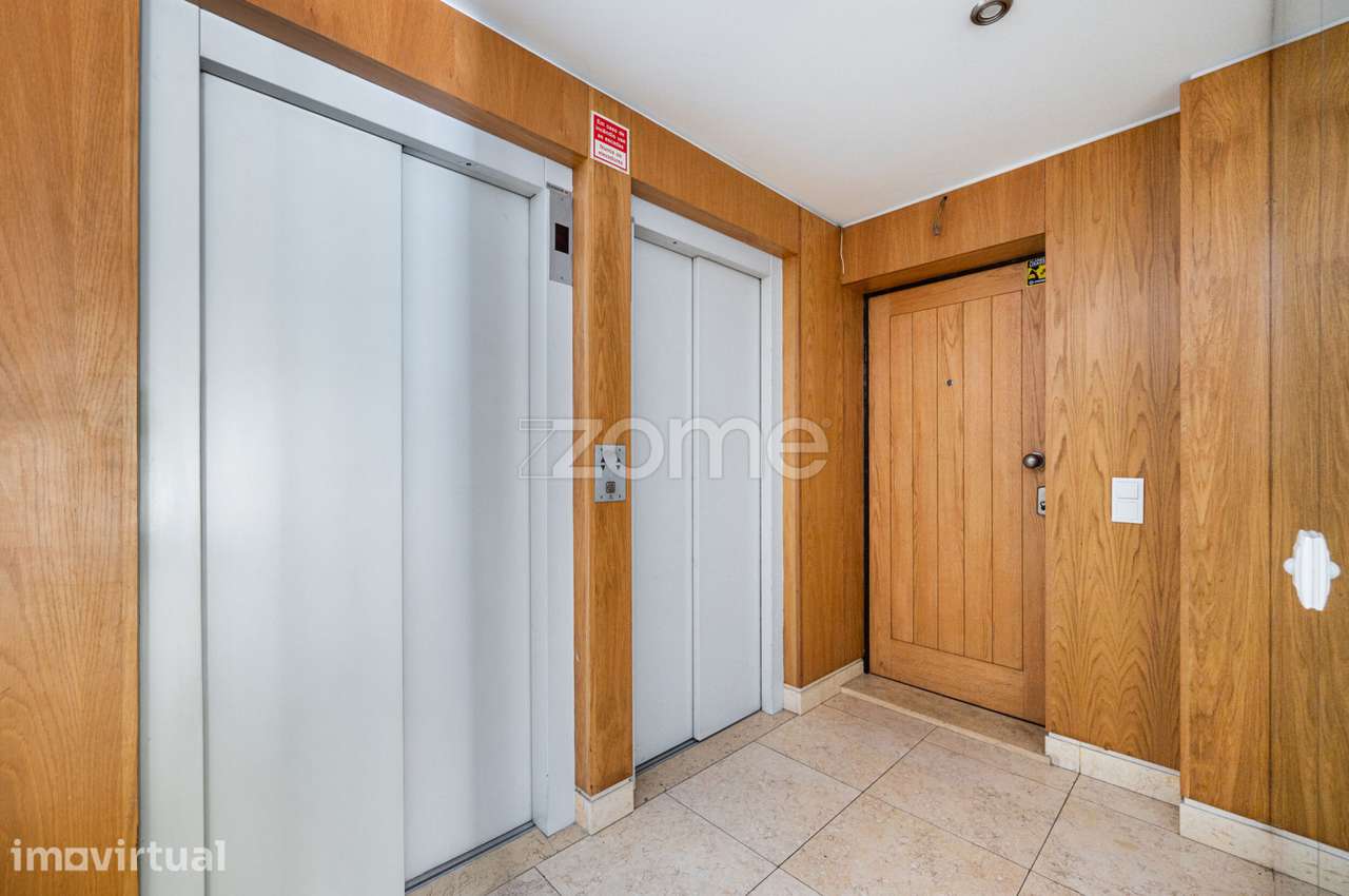 Apartamento T3 em frente ao Parque da Cidade - Grande imagem: 4/24