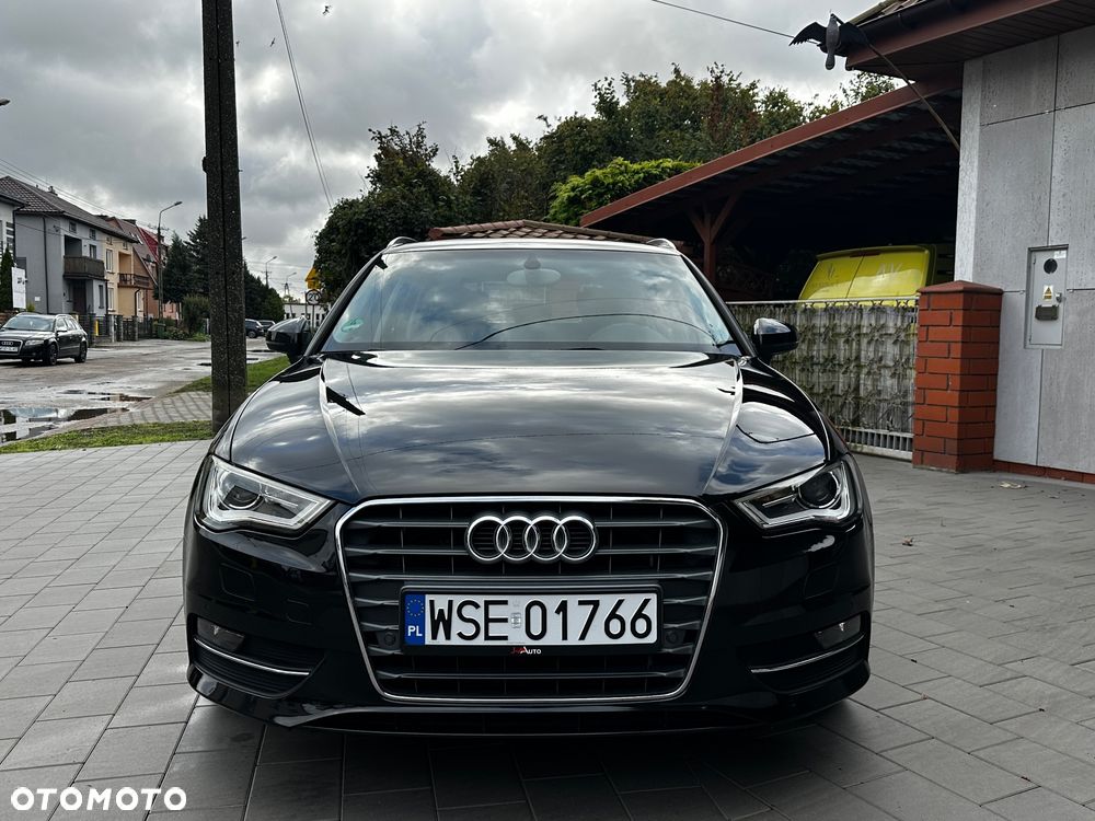 Audi A3 Sportback 1.6 TDI S line Sportpaket - 3