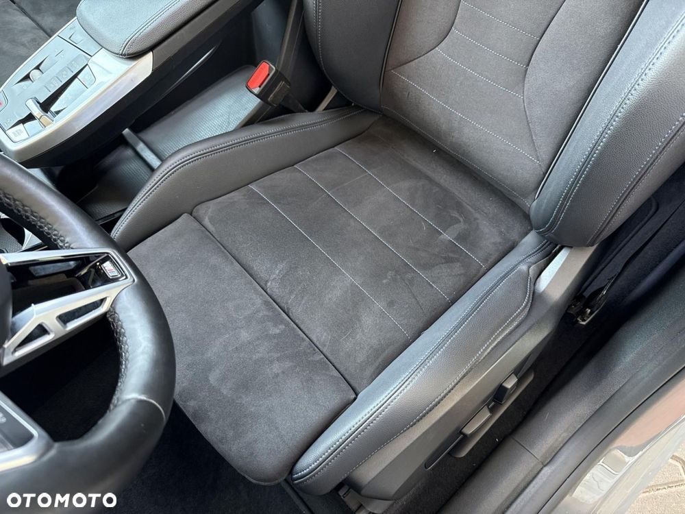 BMW X1 - 15