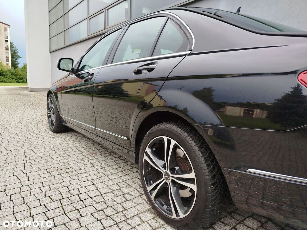 Mercedes-Benz Klasa C 350 7G-TRONIC Avantgarde - 35