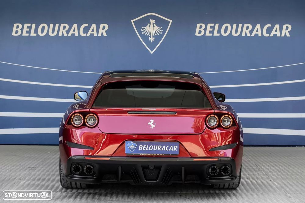 Ferrari GTC4 Lusso - 5