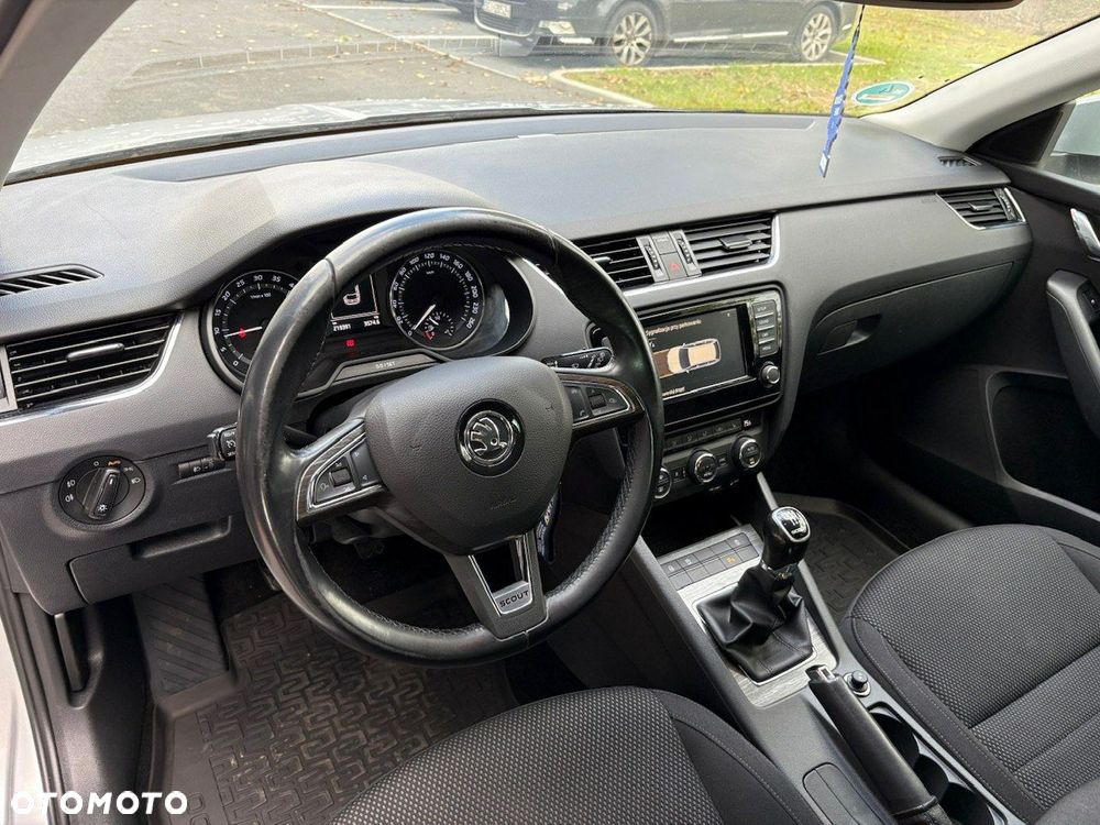 Skoda Octavia 2.0 TDI (Green tec) 4x4 Ambition - 16