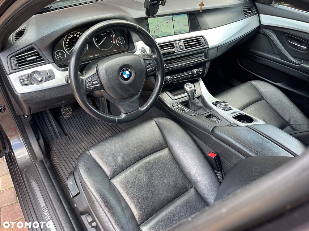 BMW Seria 5 520d Touring Modern Line - 6