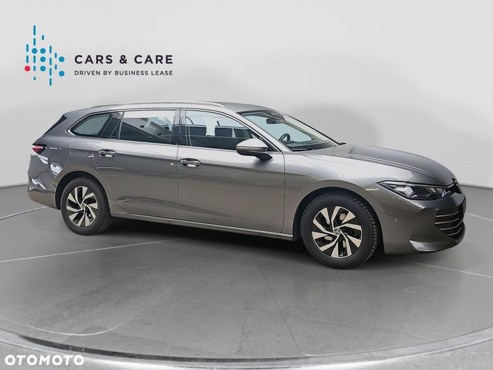 Volkswagen Passat - 7