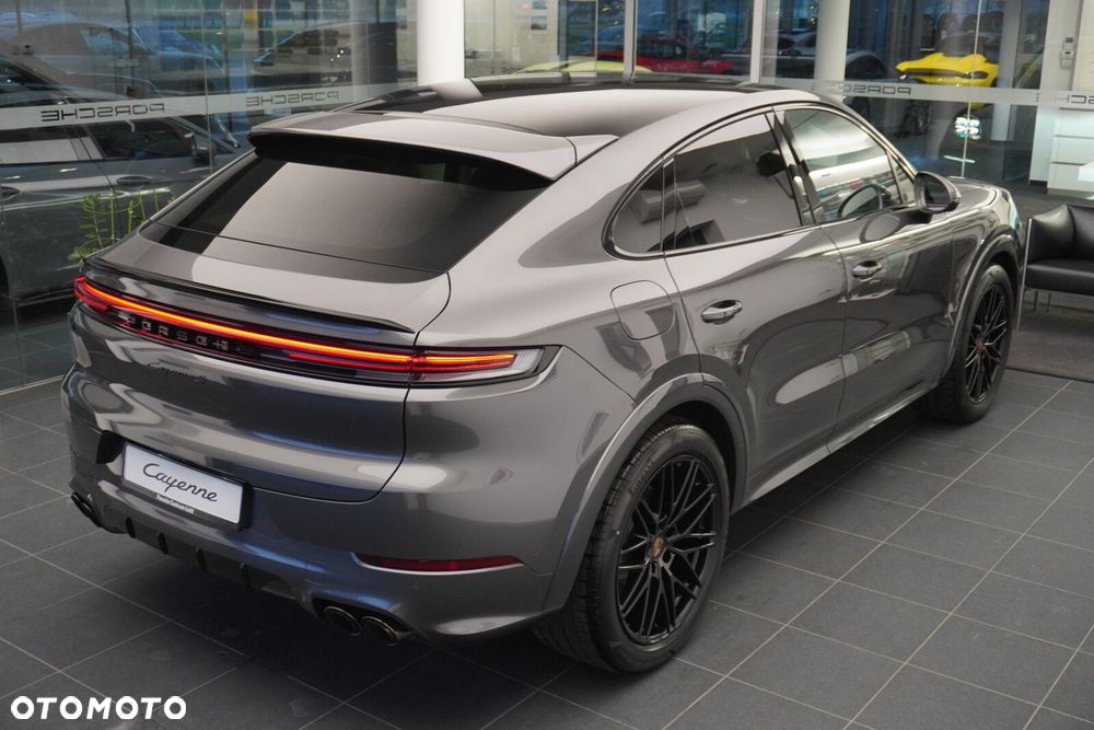 Porsche Cayenne - 10