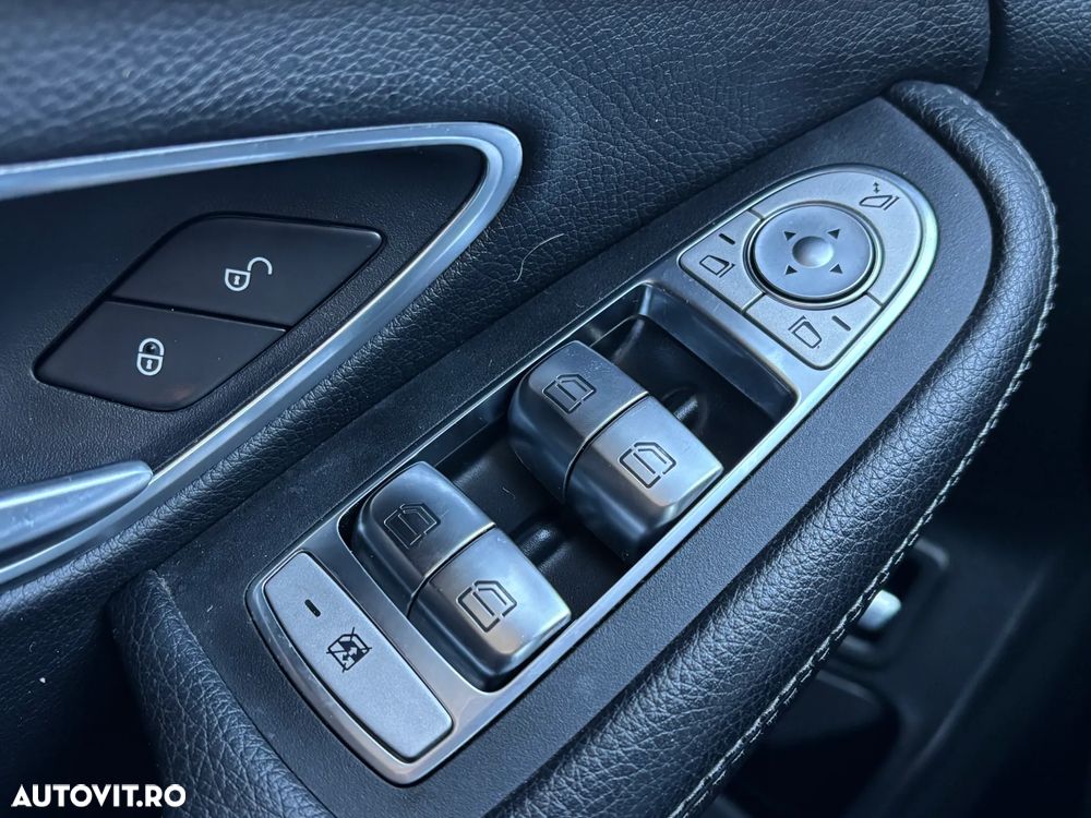 Mercedes-Benz C 180 d T 9G-TRONIC AMG Line - 11