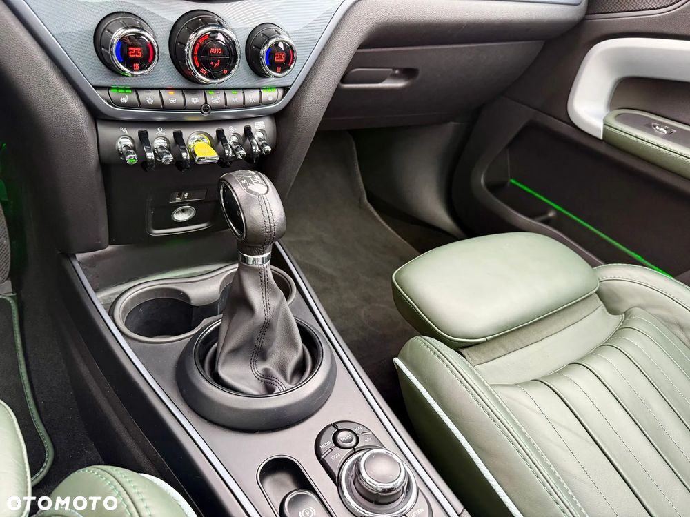 MINI Countryman Cooper SE ALL4 Untamed Edition - 28