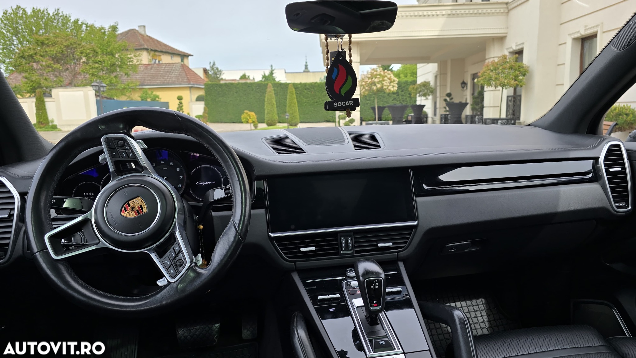 Porsche Cayenne - 9