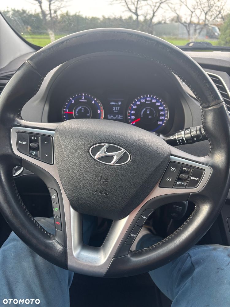 Hyundai i40 1.7 CRDi Comfort + - 19