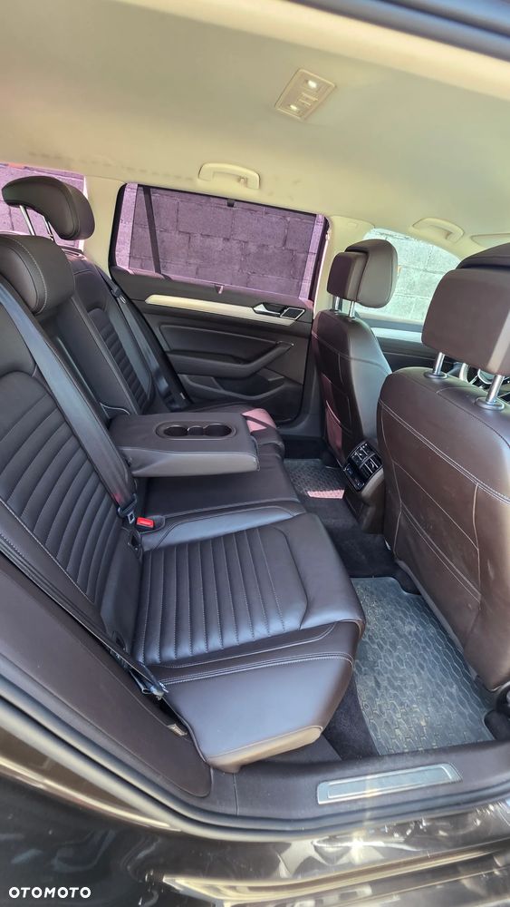 Volkswagen Passat 2.0 TDI BMT Highline - 13